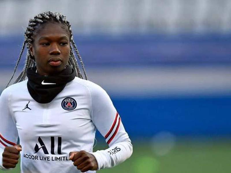 Aminata Diallo cuenta con 26 años de edad y está metida en serios problemas.