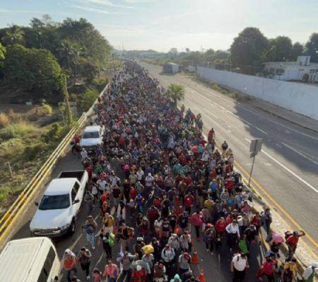 “Fue tal vez una orden que les dio los Estados Unidos, no sabemos, pero hay un tapón y un nudo humano que está reflejado en este grupo de personas que hoy encabezamos”, alegó el activista al inicio de la marcha en el centro de Tapachula.