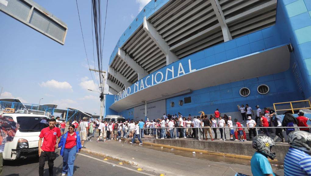 El Estadio Nacional Chelato Uclés recibe nuevamente un espectáculo en el fútbol hondureño.