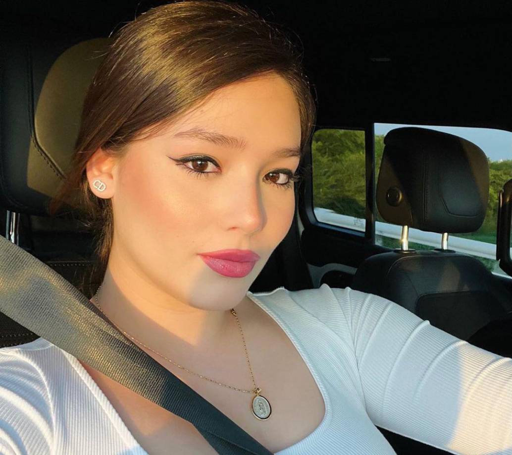 Frida Guzmán, la nieta del rey de Sinaloa presume sus viajes de lujo