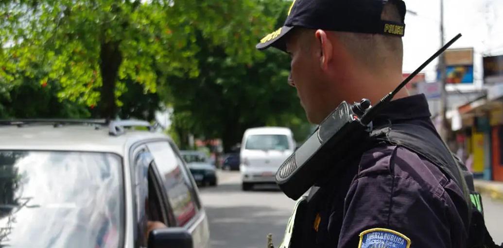 Tiroteo frente a escuela en Costa Rica deja un hombre muerto y varios niños heridos