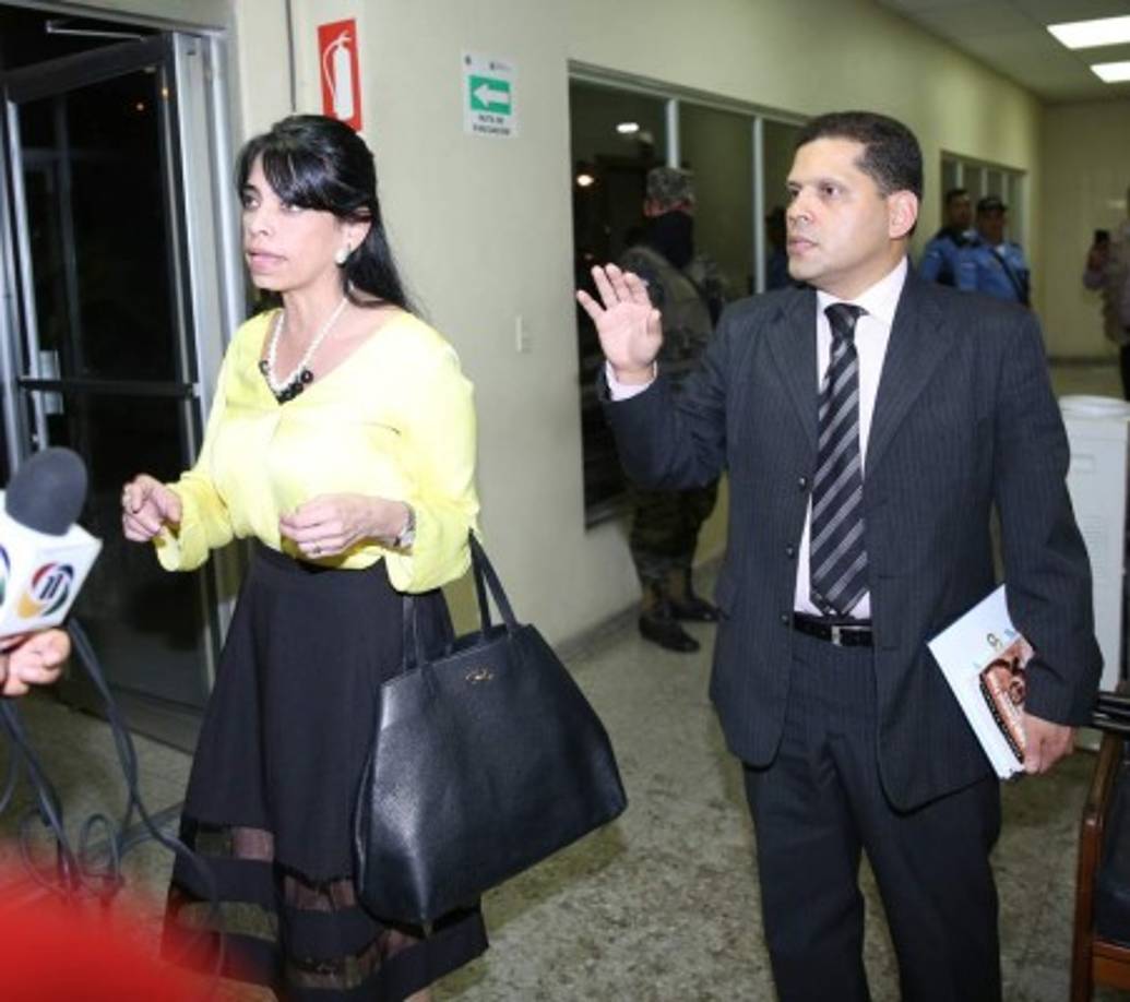 La mayoría de testigos que presentaron los abogados Jaír López y Celeste Cerrato, defensores de Kevin, fueron desestimados por el Tribunal.<br/>