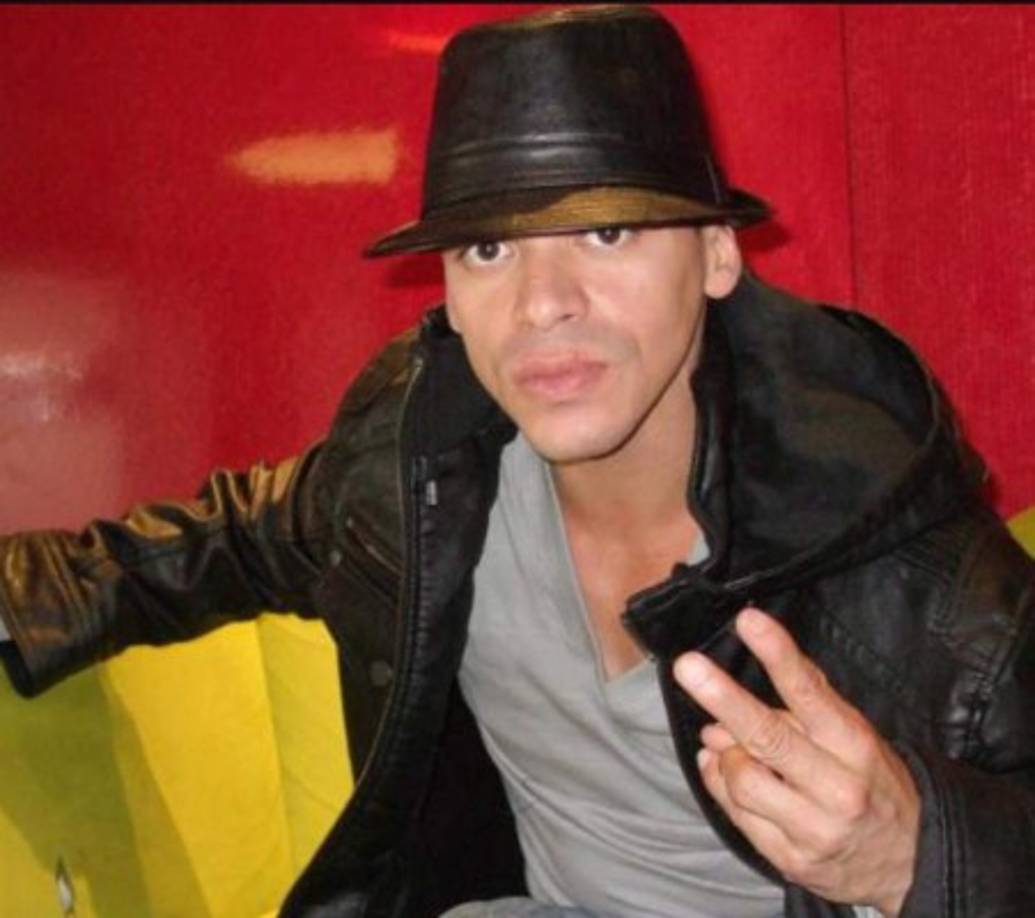 Tras el incidente el cantante vive una vida más tranquila y alejada de los medios.