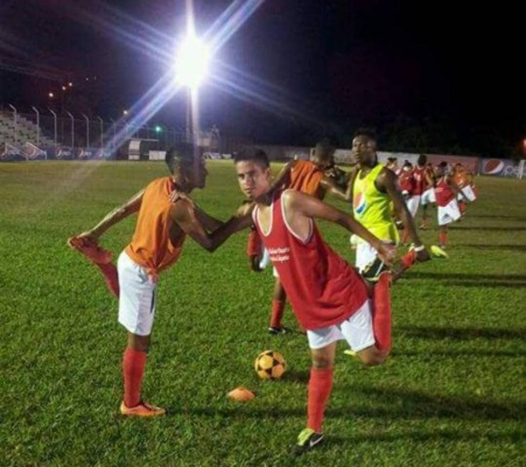 José Miranda era oriundo del departamento de Santa Bárbara y jugó durante algún tiempo con el equipo Real Juventud.