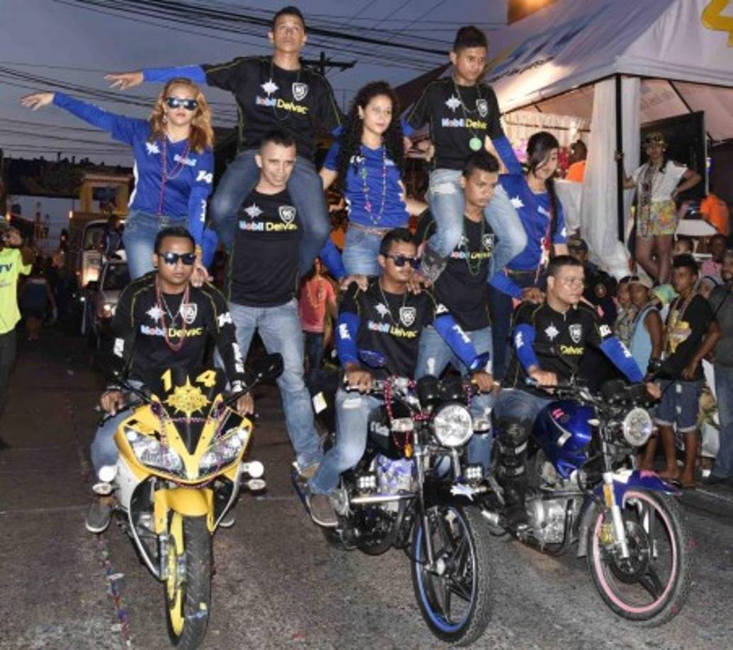 Uno, dos, tres niveles, no importa, siempre que la pirámide no pierda el equilibrio.