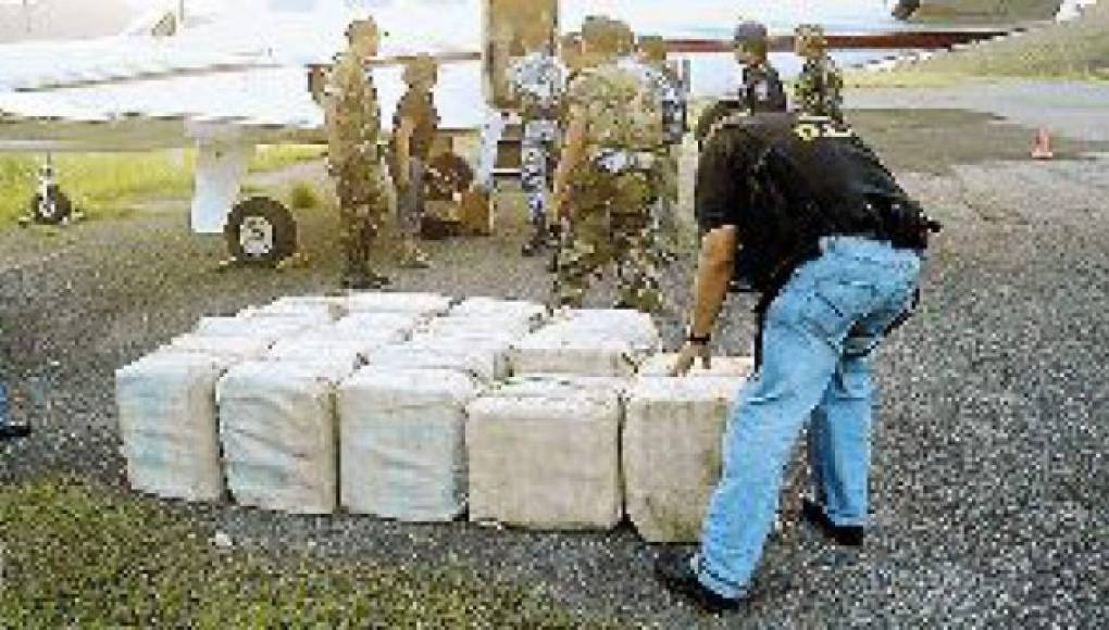 Narcoavioneta traía 1,600 kilos de cocaína