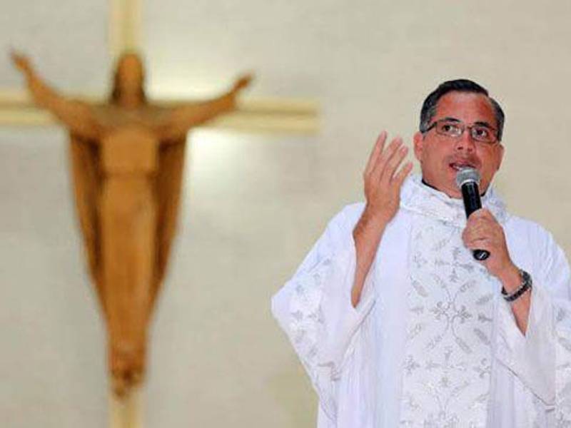 El sacerdote Héctor Treminio, vicario general y tesorero de la Arquidiócesis de Managua, fue arrestado el jueves.