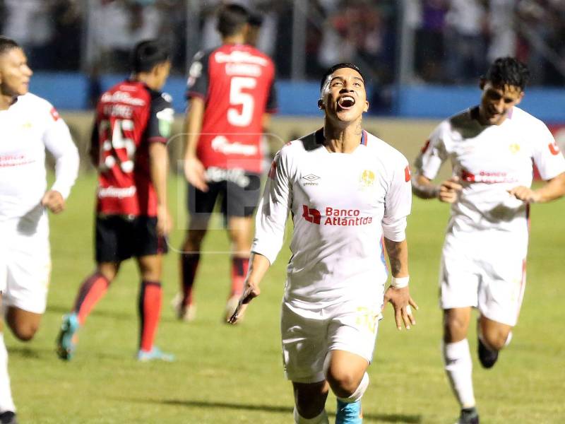 Olimpia pegó primero en la final de la Liga Concacaf tras vencer 3-2 al Alajuelense en Tegucigalpa. Conocé la reacción de la prensa nacional e internacional.