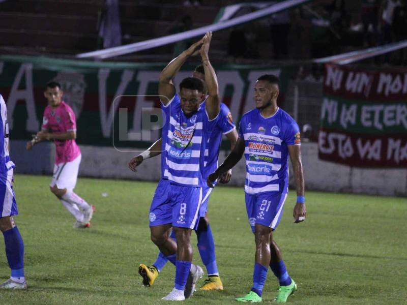 Victoria, con un golazo de Carlos Róchez , vence a Marathón y se mete de lleno por un cupo al repechaje