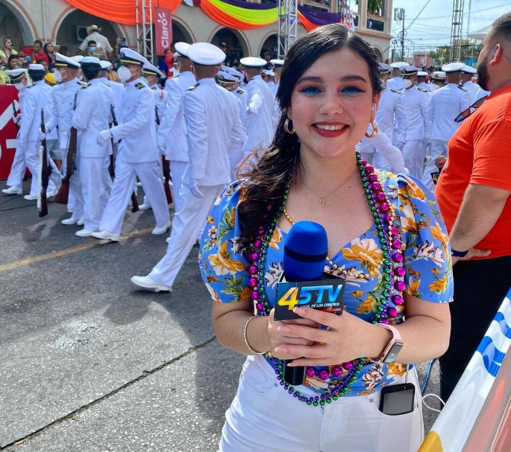 La bella Karla Zúniga es presentadora del Noticiero del Atlántico en el canal 45TV desde hace cuatro años. Además, participa en las transmisiones de eventos especiales. 