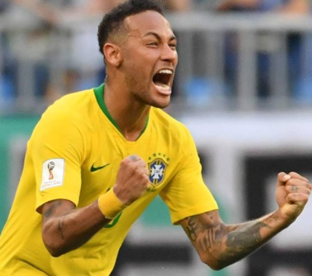 Bombazo. En las últimas horas se ha revelado que el Real Madrid habría lanzado una oferta de 310 millones al PSG por Neymar da Silva. Según la noticia de TVE de momento el club madridista no había recibido una respuesta desde París. Eso sí, explicaban que en caso de que fuera hacia delante la operación se convertiría en la más cara de la historia superando precisamente los 222 millones que abonó la pasada temporada el PSG al Barcelona