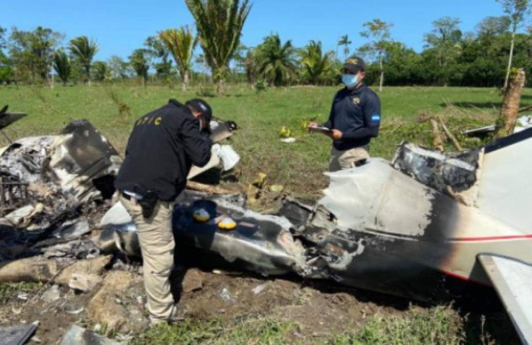 Una avioneta que transportaba drogas presumiblemente desde Sudamérica, se estrelló este martes y se incendió en la remota región hondureña de la Mosquitia, informaron las autoridades.