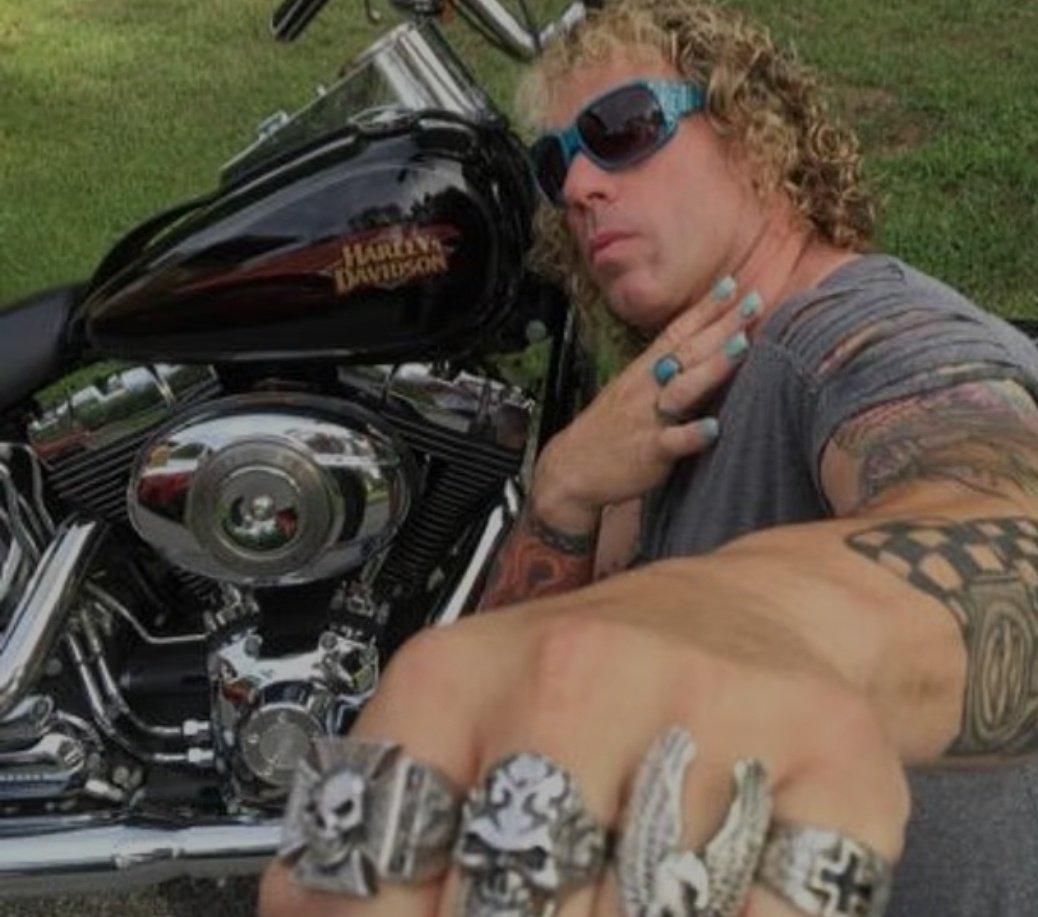 Revelan el rostro del atacante en partido de hockey; su exesposa y su hijo las víctimas