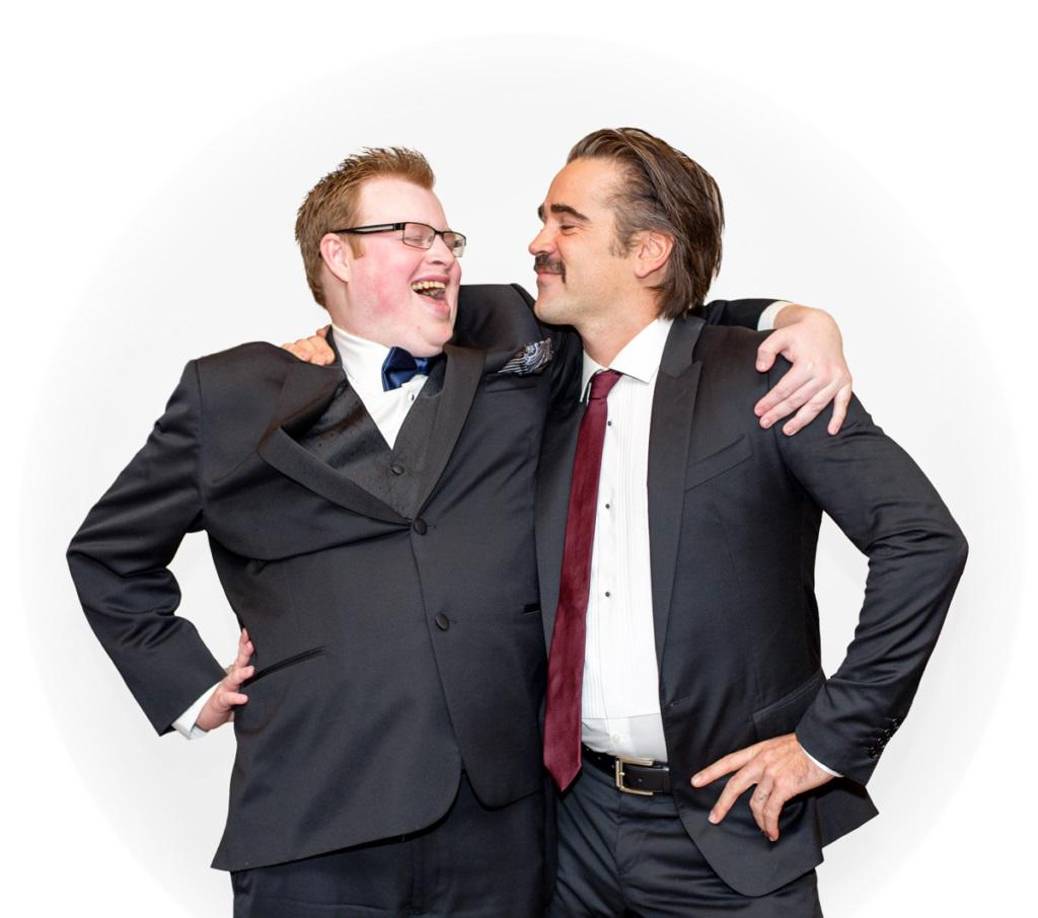 <a rel="nofollow" href="https://colinfarrellfoundation.org/">Según el sitio web de la Fundación Colin Farrell</a>, https://colinfarrellfoundation.org/, su atención se centrará en el apoyo a la fuerza laboral y a los campamentos, la vivienda y los programas diurnos para las personas que viven con discapacidad intelectual, la defensa de los cambios políticos y la financiación de los servicios. Nuestros programas e iniciativas tienen como objetivo mejorar significativamente la vida de las personas con discapacidad intelectual. Las familias que lo necesitan reciben esperanza y apoyo tangible de nuestro trabajo.