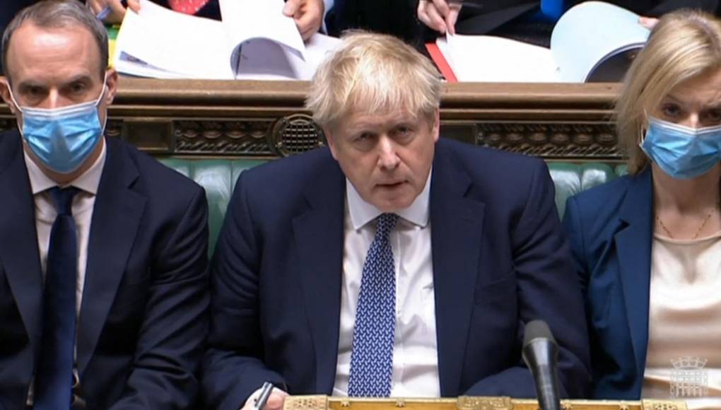 Boris Johnson en riesgo de perder su cargo por asistir a una fiesta en pleno confinamiento