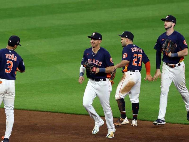 Los Astros de Houston con Mauricio Dubón se quedaron con el triunfo en el juego 2 de la Serie Mundial.