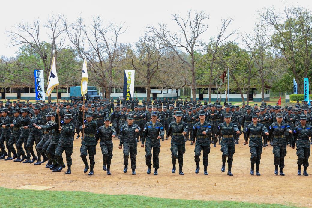 Soldados egresados se suman a despliegues de seguridad y protección territorial