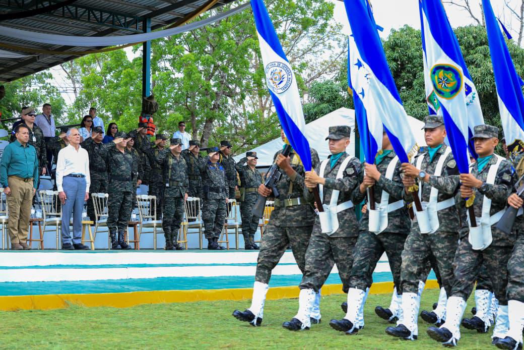 Soldados egresados se suman a despliegues de seguridad y protección territorial