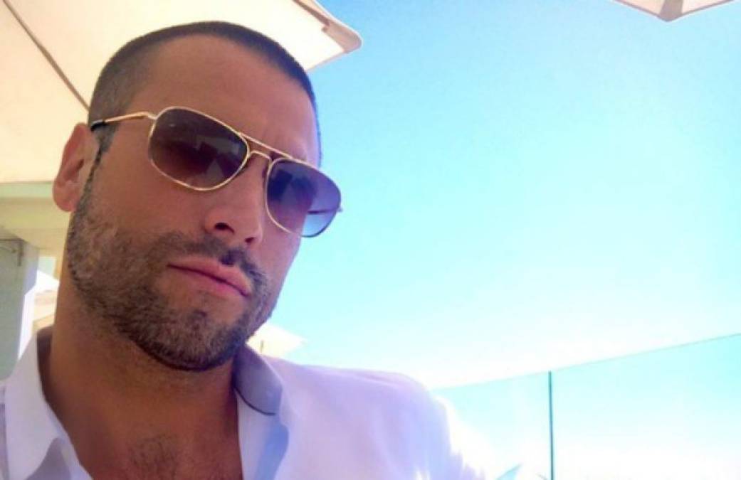 El regreso de Rafael Amaya en la serie El Señor de los Cielos está confirmado, luego de que el actor se presentara en los sets de grabación de la séptima temporada. <br/><br/>El escenario de grabación es México y al parecer los problemas de salud del actor no detienen su carrera, ni la producción de esta serie.