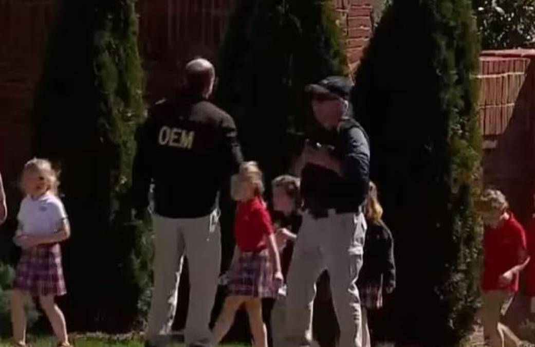 El tiroteo se registró en una escuela privada cristiana de Nashville. Los menores fueron evacuados por las autoridades.