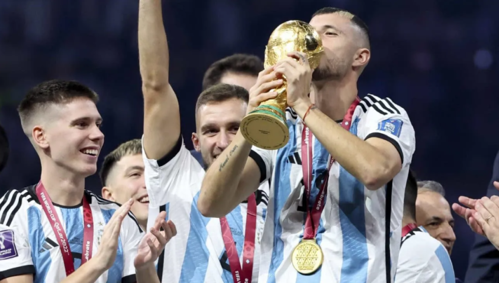 El centrocampista de 30 años se encuentra en la órbita azulgrana desde hace varias ventanas de transferencias, pero en las últimas horas se intensificó producto de que quedará libre del Betis el 30 de junio.