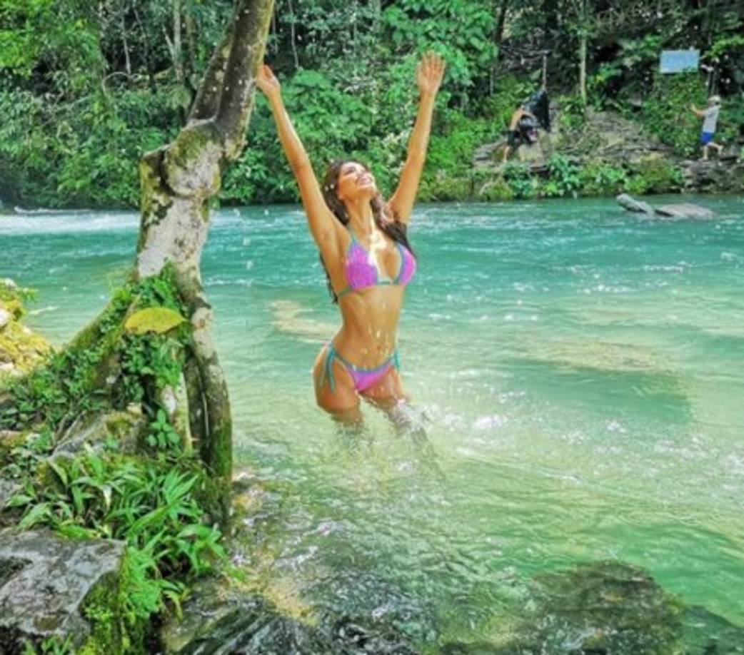 Las imágenes de la reina de belleza dividieron opiniones en redes sociales, unos la defienden, mientras otros tacharon su conducta de indebida.