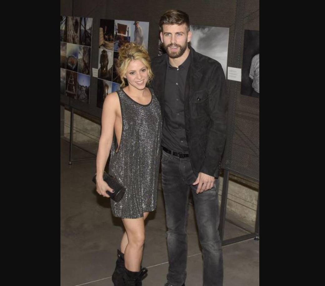 Las presentadoras españolas hicieron hincapié en que la partida de la estrella colombiana depende de que su padre siga “un poquito mejor”. “Se había valorado la posibilidad de que lo operaran de nuevo. Si existe un escollo para esa mudanza definitiva de Shakira es cómo se encuentra William”, explicó Vázquez.