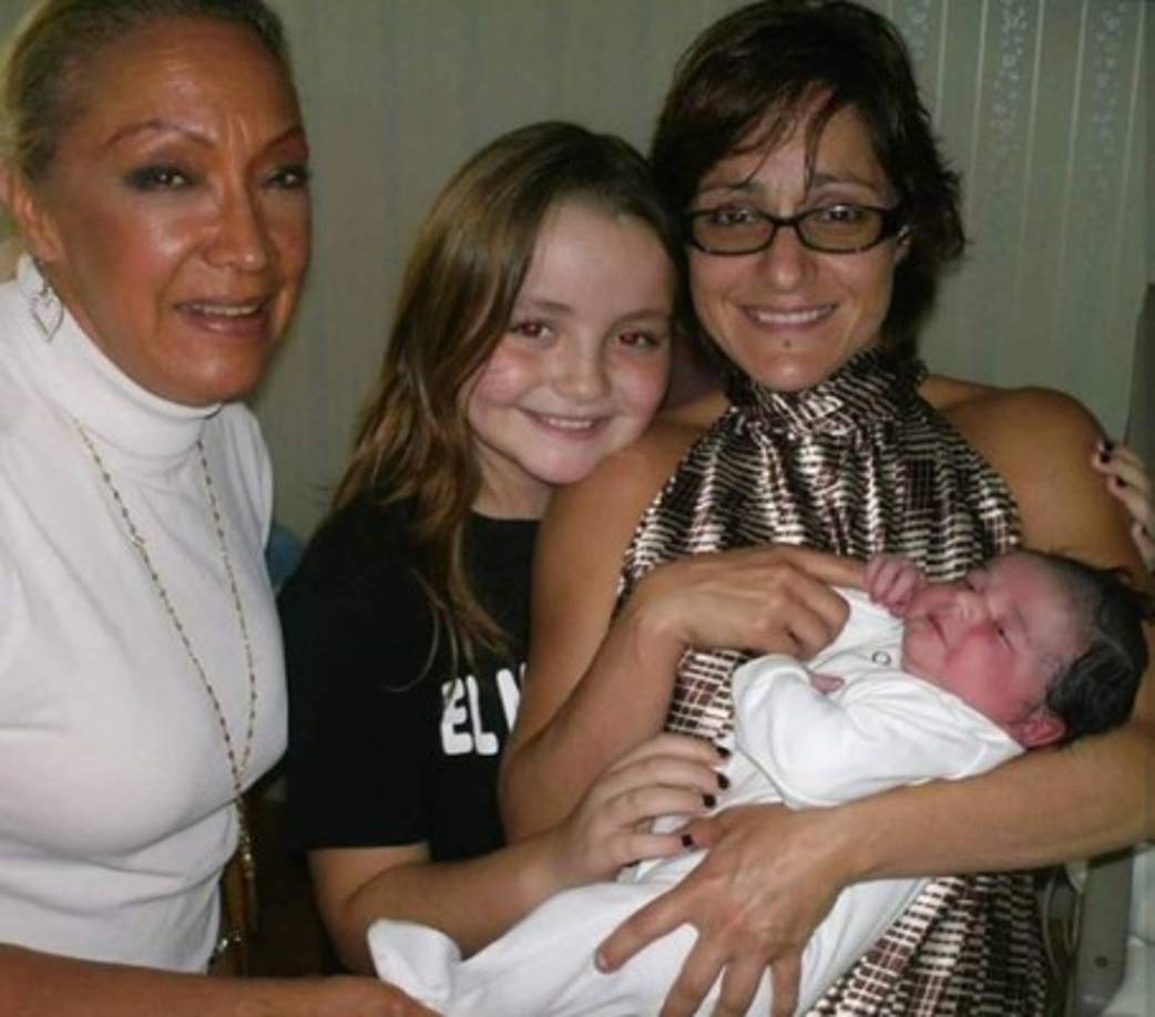 Sobre una reconciliación, 'lo intentamos, en dos ocasiones y no se logró, a pesar del amor. Ya no había la comunicación, pese a tanto amor. Y como dice Juan Gabriel, la costumbre es más fuerte que el amor, y yo creo que nos habíamos acostumbrado y habíamos perdido esta parte del amor'.<br/><br/>