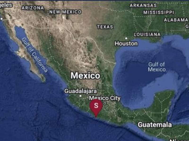 El sismo sacudió el centro de México activando la alerta sísmica en la capital.