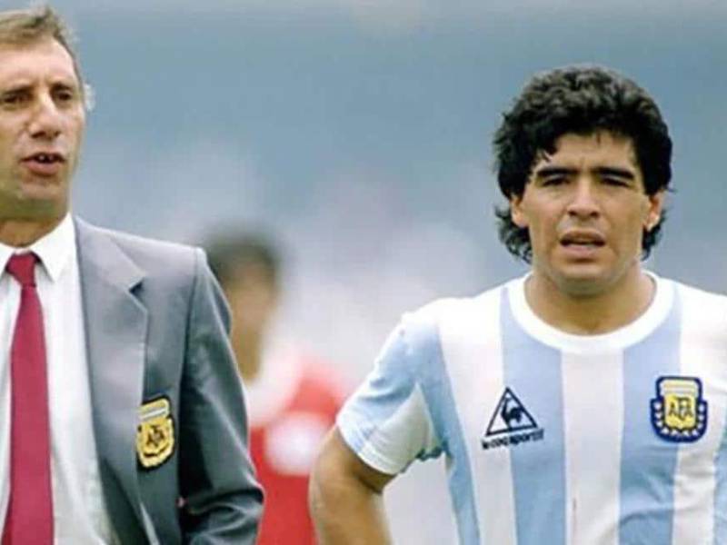 Carlos Bilardo se enteró de la muerte de Diego Maradona al ver el documental sobre su vida.