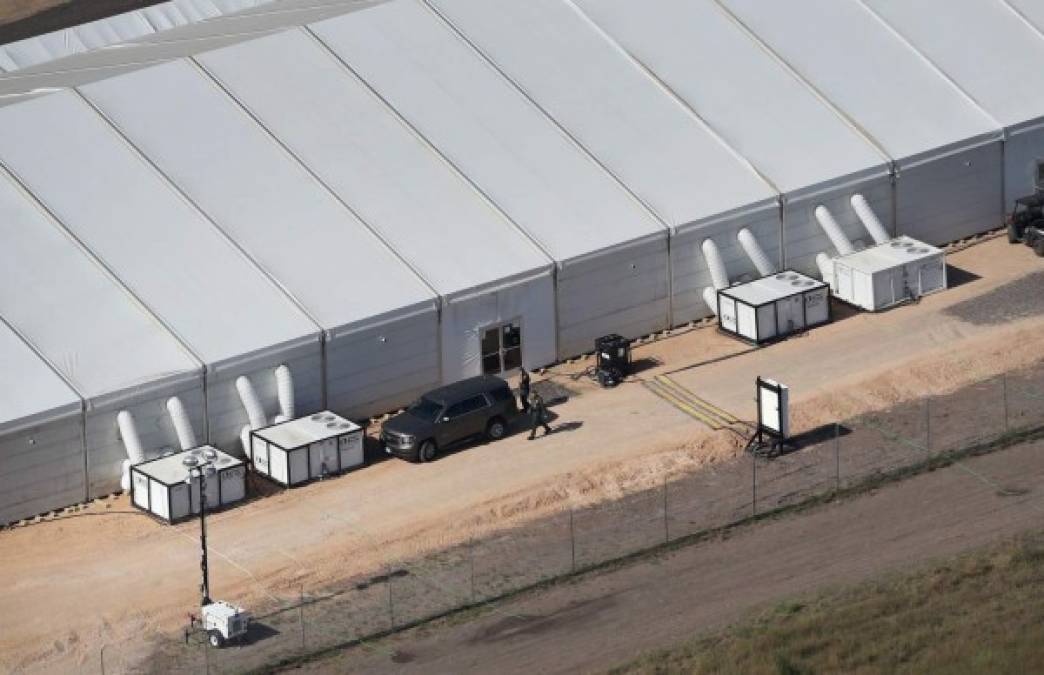 Un antiguo campamento de trabajadores petroleros en Texas se convirtió en un nuevo centro de detención de indocumentados de la Oficina de Inmigración y Aduanas (ICE), en la frontera de Texas. Tiene capacidad para 500 personas.