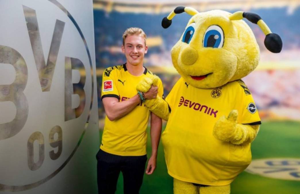 El Borussia Dortmund ha sumado un segundo fichaje este mismo día. El club alemán anunció la llegada del extremo alemán Julian Brandt hasta 2024. El jugador procede del Bayer Leverkusen.