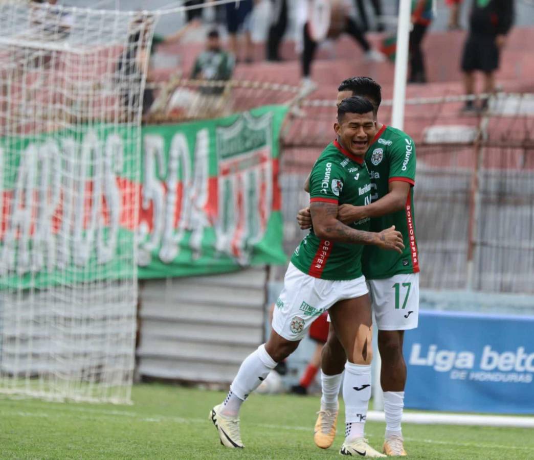 Chino López anotó el segundo tanto de Marathón ante Vida en La Ceiba.