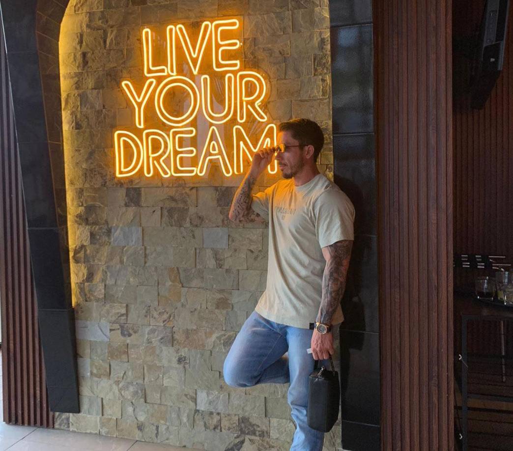 El asesinato de Cristian Flores se suma a una serie de hechos violentos que han afectado a Colima en los últimos meses. La violencia en la entidad ha ido en aumento, con ataques armados que han cobrado la vida de varias personas.