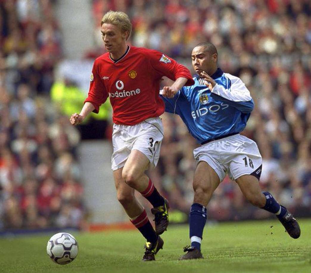  “Cuando eres joven y tienes algunas libras en el bolsillo, puede ser muy emocionante y muy adictivo. Pero pasas de ser súper confiado y hablador a querer estar solo en completo aislamiento”, fueron algunos de los oscuros relatos sobre su pasado.