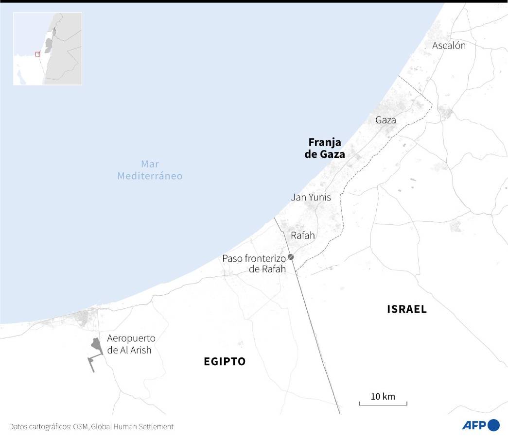 Israel bombardea Gaza pese a creciente presión para proteger a civiles