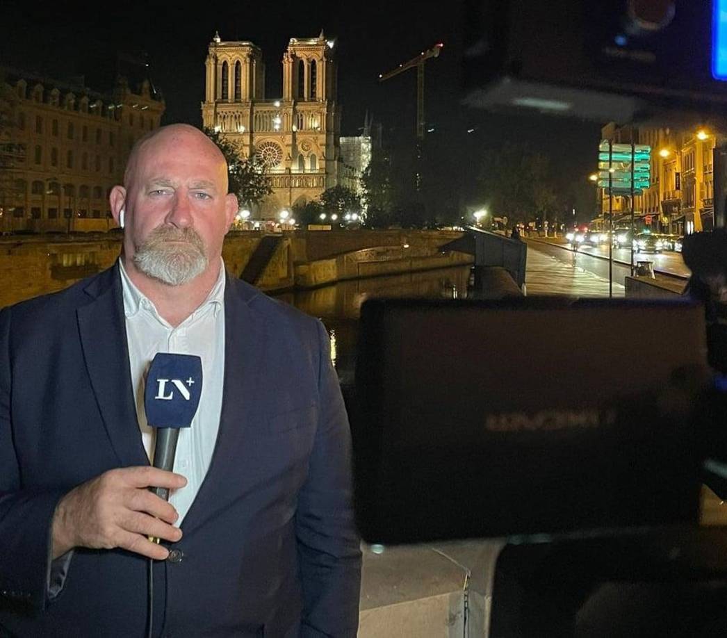 Christian Martin se desempeña como uno de los corresponsales en territorio europeo del canal deportivo ESPN Argentina y del informativo LN+, además de ser streamer en Twitch.