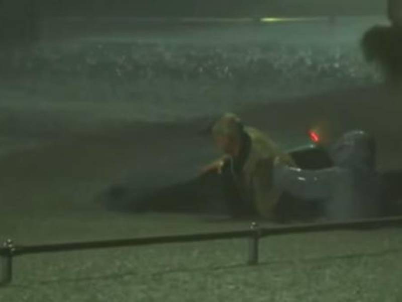 Un largo rosario de poblaciones del sur de Luisiana, en el sureste de EEUU, sufren serias inundaciones y cortes generalizados de luz debidos a las copiosas lluvias y fuertes vientos que dejó a su paso Francine, que tocó tierra el miércoles en ese estado como huracán de categoría 2.