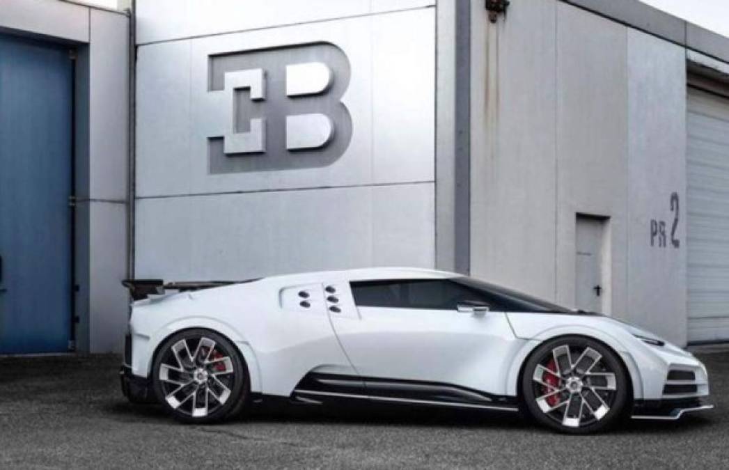 El Bugatti Centodieci tuvo su presentación oficial en Pebble Beach y se trata de un exclusivo modelo del que Bugatti sólo fabricará 10 unidades repartidas en dos años .