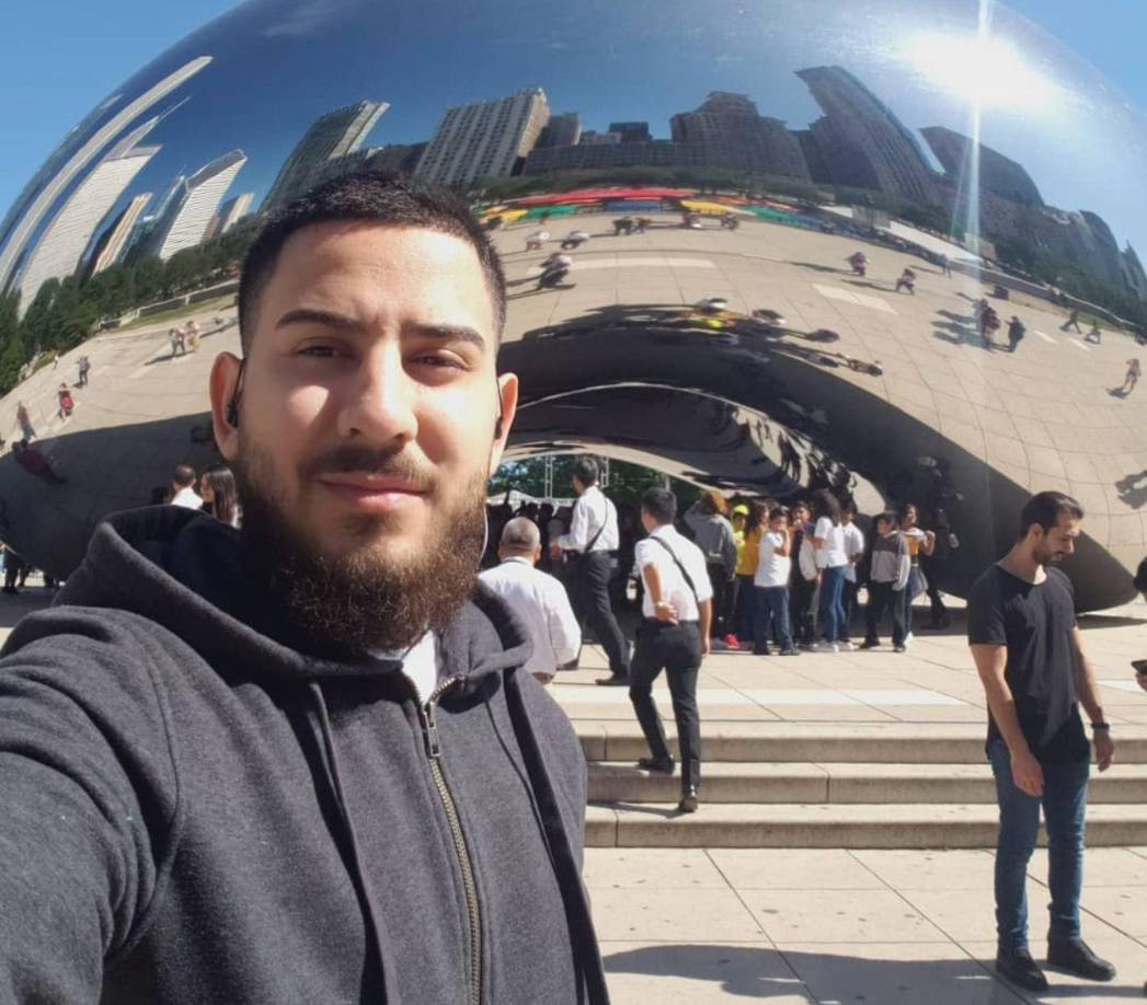 Mejía Alfaro mencionó que desde que llegó a los Estados Unidos en 2004 ha tratado de sobresalir, encontró el gusto por la cocina y hoy se ha convertido en un destacado Chef donde pone todo el arte y amor por la gastronomía.