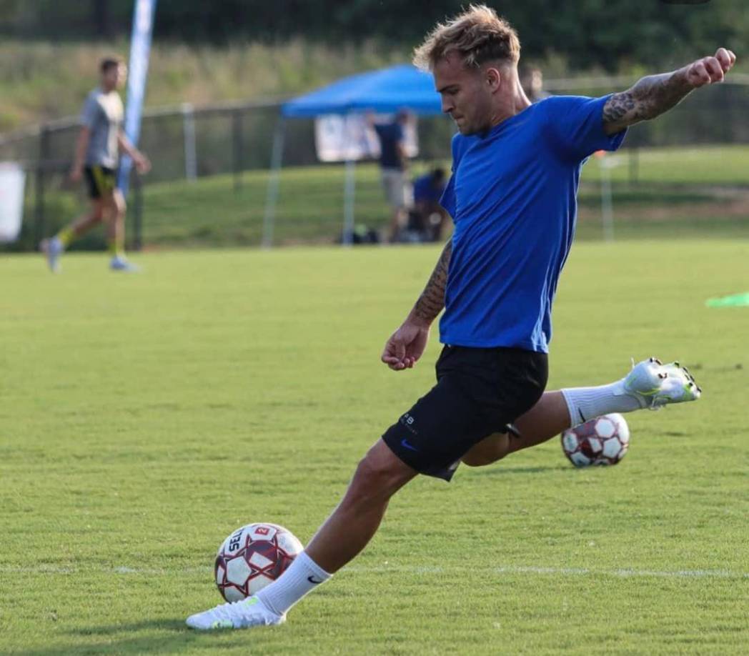 El futbolista también tuvo un pasaje de dos años con Southern Soccer Academy (USL2), que juega en la cuarta categoría local.