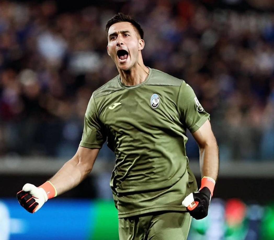 Según Farizio Romano, el guardameta argentino Juan Musso se convertirá en nuevo fichaje del Atlético de Madrid. Los rojiblancos han llegado a un acuerdo con la Atalanta para la cesión del portero a cambio de 1.5 millones de euros.