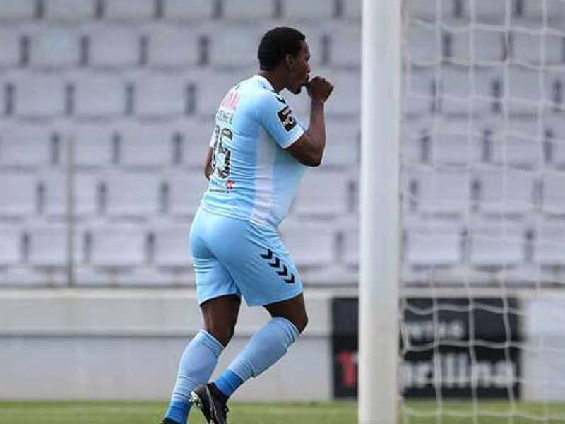 Bryan Róchez con su gol evitó que el CD Nacional perdiera este día.