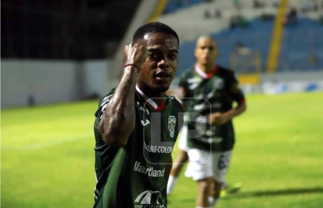 Edwin Solani Solano festejando su gol que le dio la victoria al Monstruo Verde ante los progreseños.