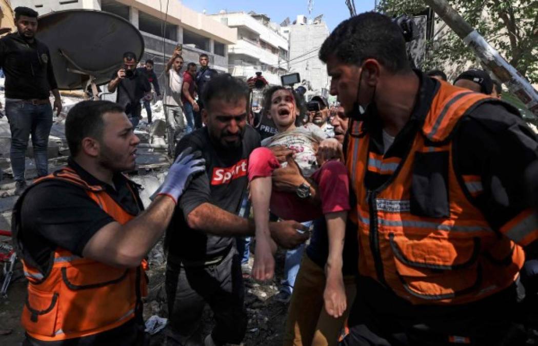 Se trata de la cifra diaria de muertos más elevada desde el inicio de este nuevo ciclo de violencia, que ya ha causado la muerte de 192 palestinos, entre ellos 55 niños, y más de 1.200 heridos, según el último balance palestino.