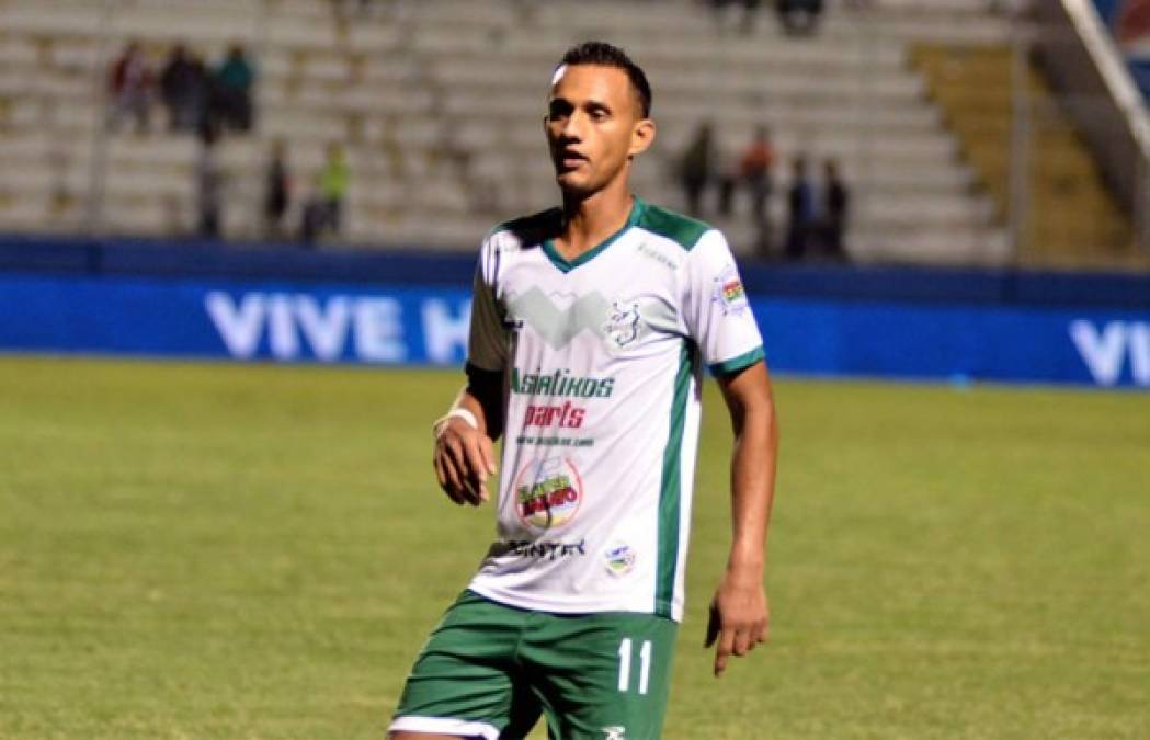 El deseo del delantero Diego Reyes es seguir en el Platense, pero no quiere tener problemas con los salarios. Otra de las opciones que ha manejado el jugador es su regreso al Marathón. En los próximos días se definirá su futuro.