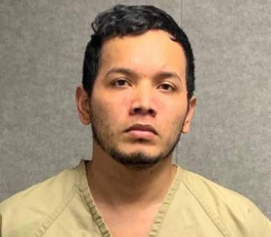 Francisco Ramón Lara García, de 30 años de edad, dijo que mantuvo una relación con la joven, pero luego del reporte del desaparecimiento de Keylin, dijo que hacía algún tiempo habían terminado. 