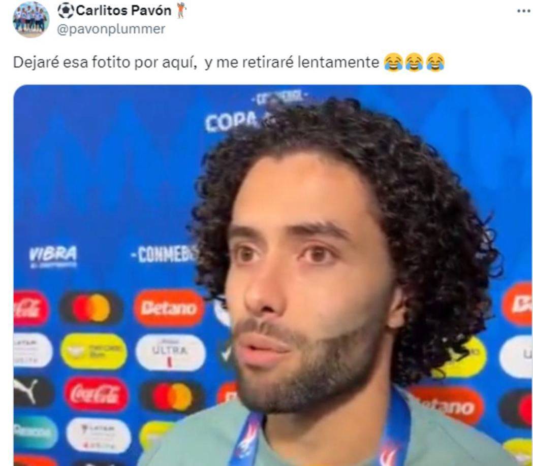 El exgoleador hondureño Carlos Pavón también se unió a las burlas para “Chino” Huerta. 