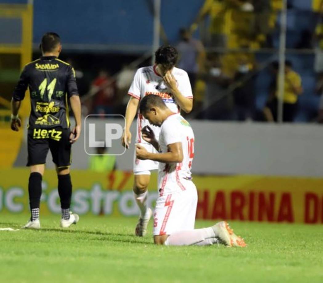 Jugadores de la Real Sociedad agradecieron por el punto que se llevaron del Morazán.