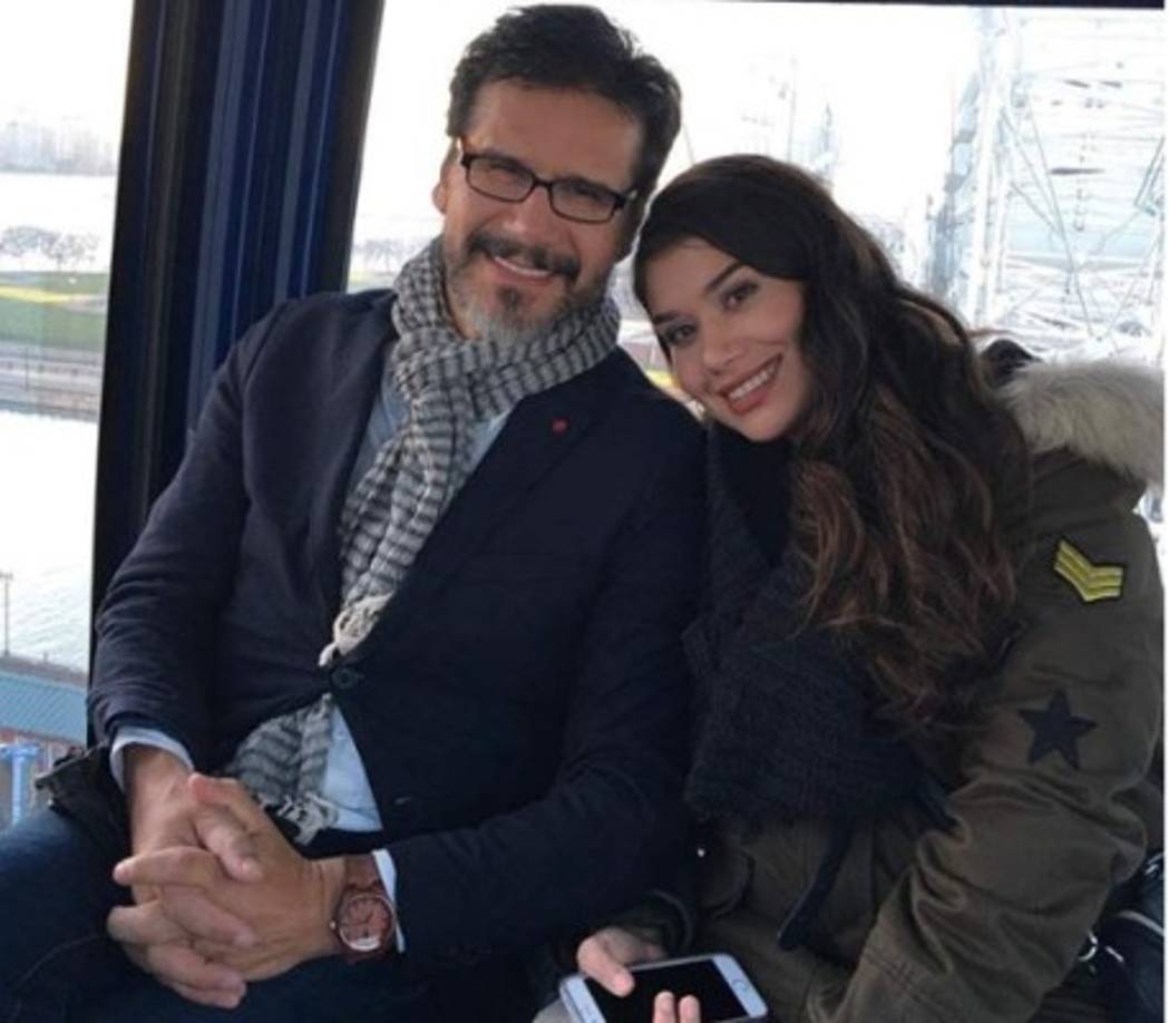 El famoso artista cristiano se conmovió y confesó en su cuenta de Instagram el siguiente mensaje: ''Pero un día se irán de casa'. <br/><br/>He cantado la canción por varios años y este fin de semana se vuelve realidad. La mayor de mis princesas se casa. @jaanai.romero Te amo preciosa, te llevas un pedazo de mi vida.'